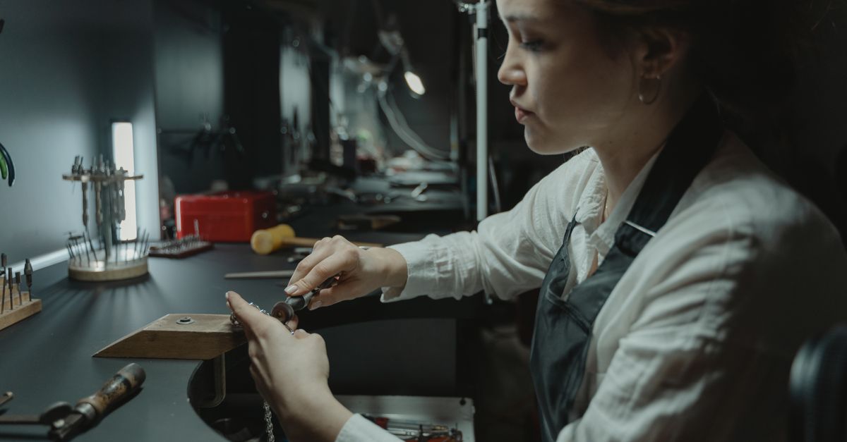 key maker professional — Long Island city Locksmith & Doors