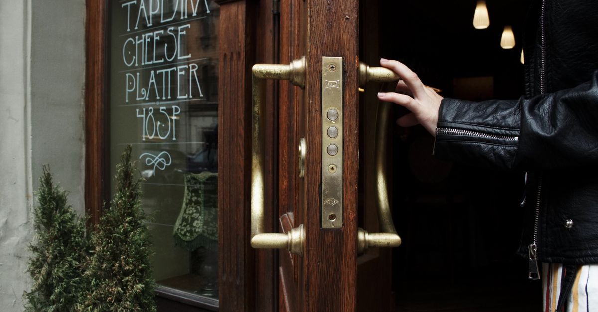 The Full Range of Commercial Door Hardware Services We Offer Queens Businesses — Long Island city Locksmith & Doors