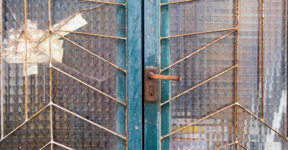 What Commercial Storefront Lock Installation Actually Involves — Long Island city Locksmith & Doors